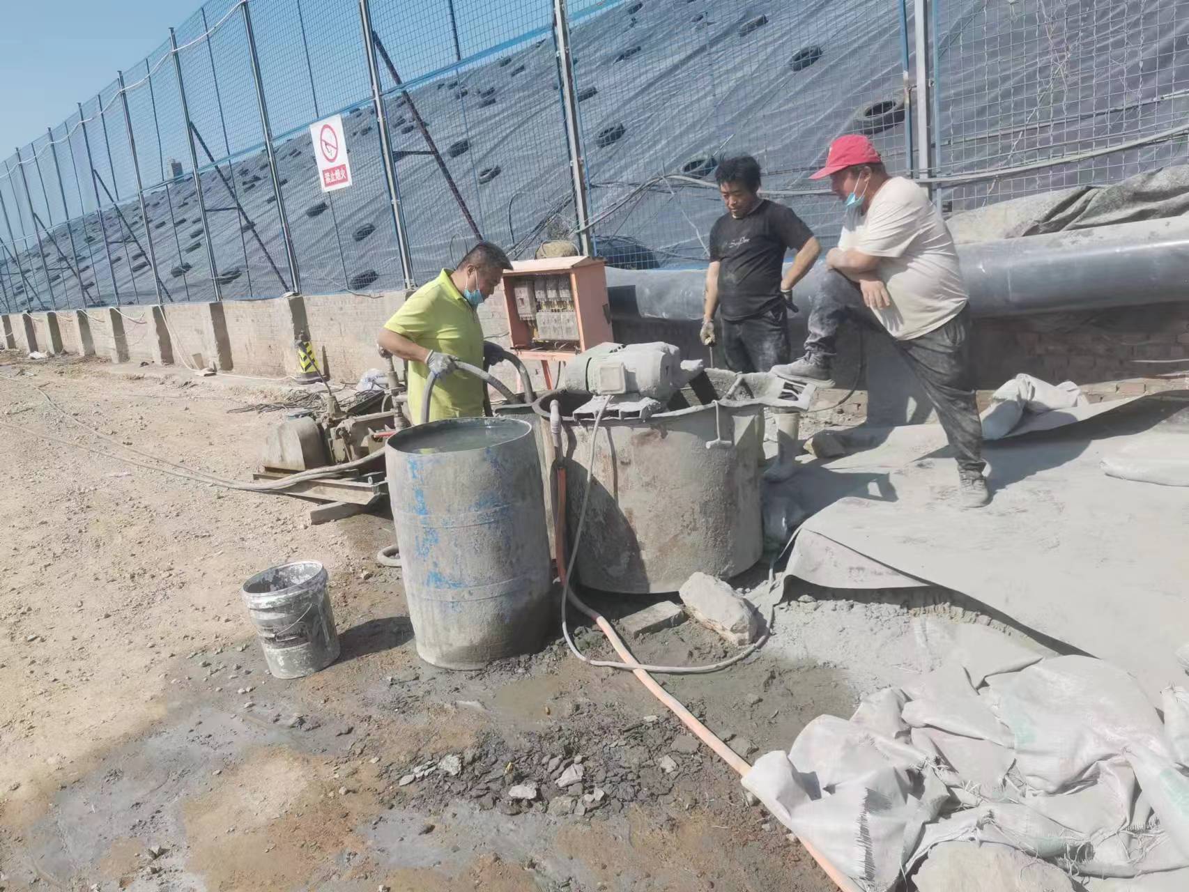 扎鲁特袖阀管注浆